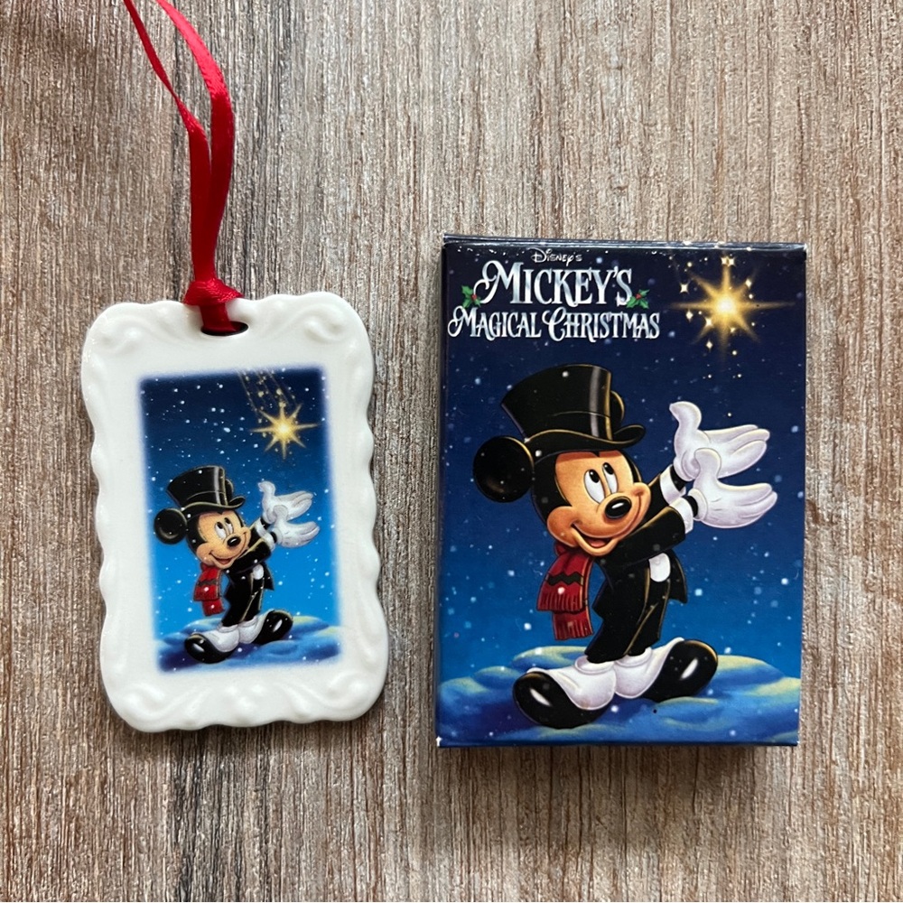 2001 Disney Mickey's Magical Christmas Ornament w/Box